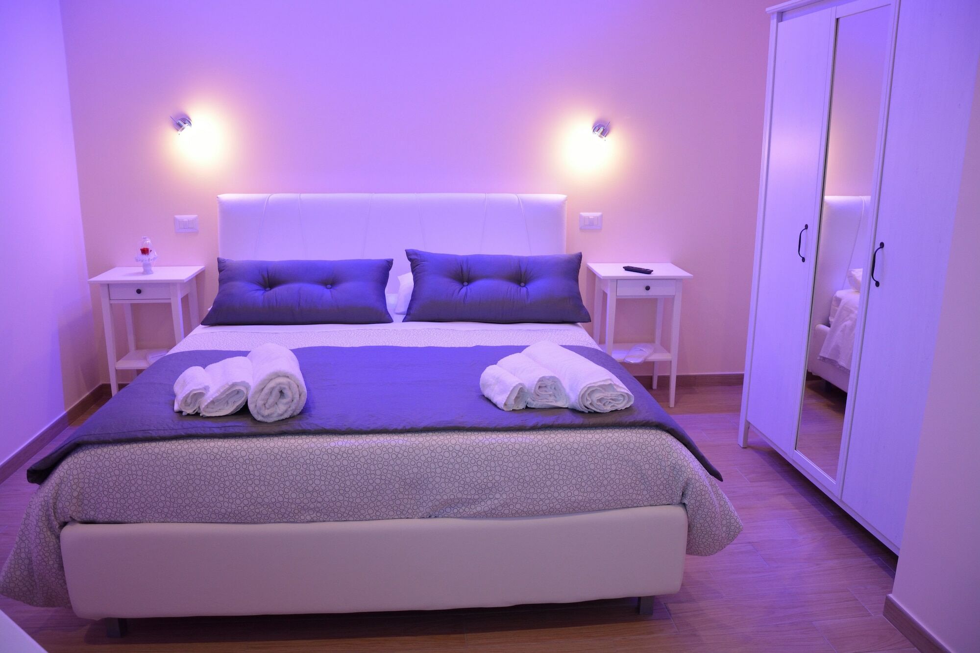 B&B "Croce Nivera" Vibo Valentia Dış mekan fotoğraf