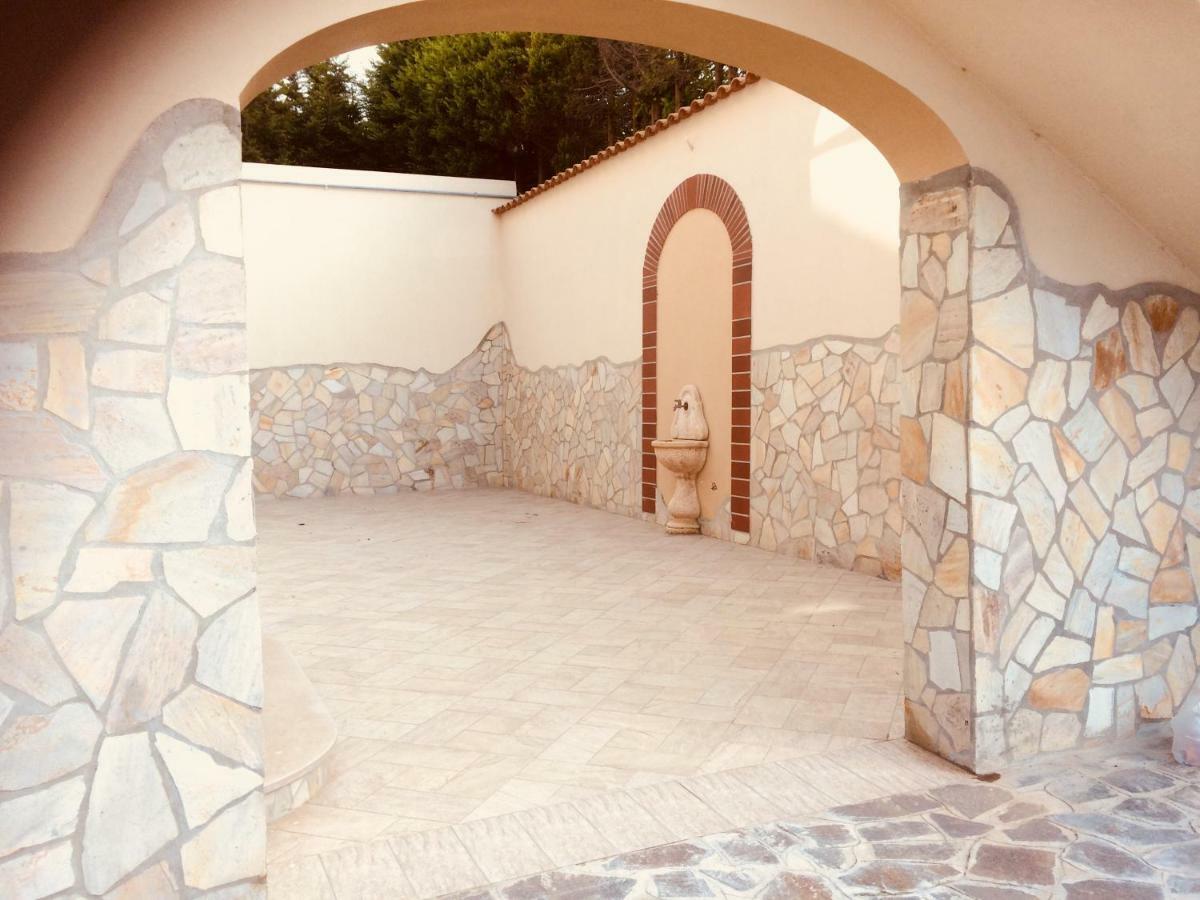 B&B "Croce Nivera" Vibo Valentia Dış mekan fotoğraf